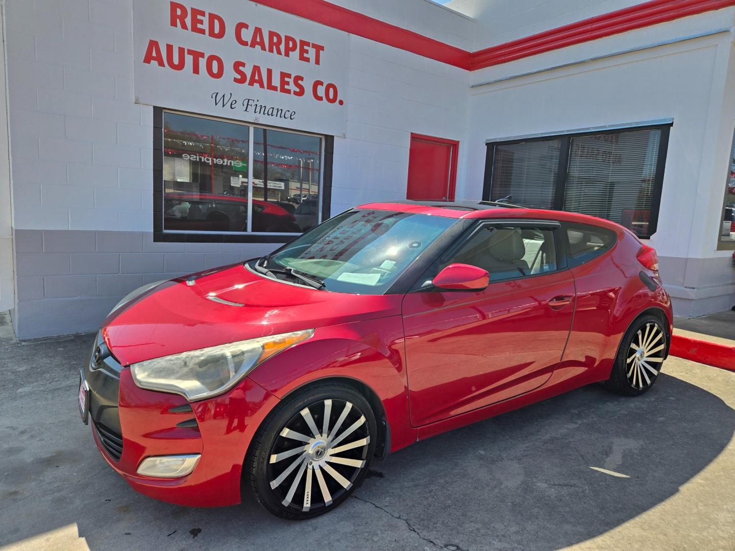 2012 Red Hyundai Veloster (KMHTC6AD2CU) with an 1.6L I4 F DOHC 16V engine, Automatic transmission, located at 503 West Court, Seguin, TX, 78155, (830) 379-3373, 29.568621, -97.969803 - Photo#0